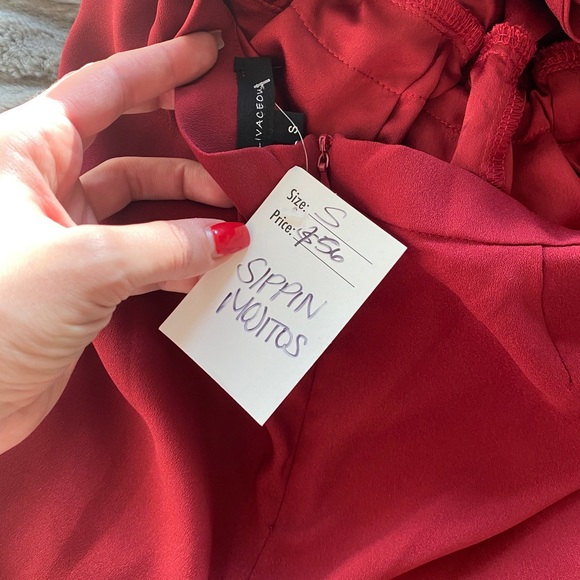 NEVER WORN red flowy romper - Picture 2 of 8